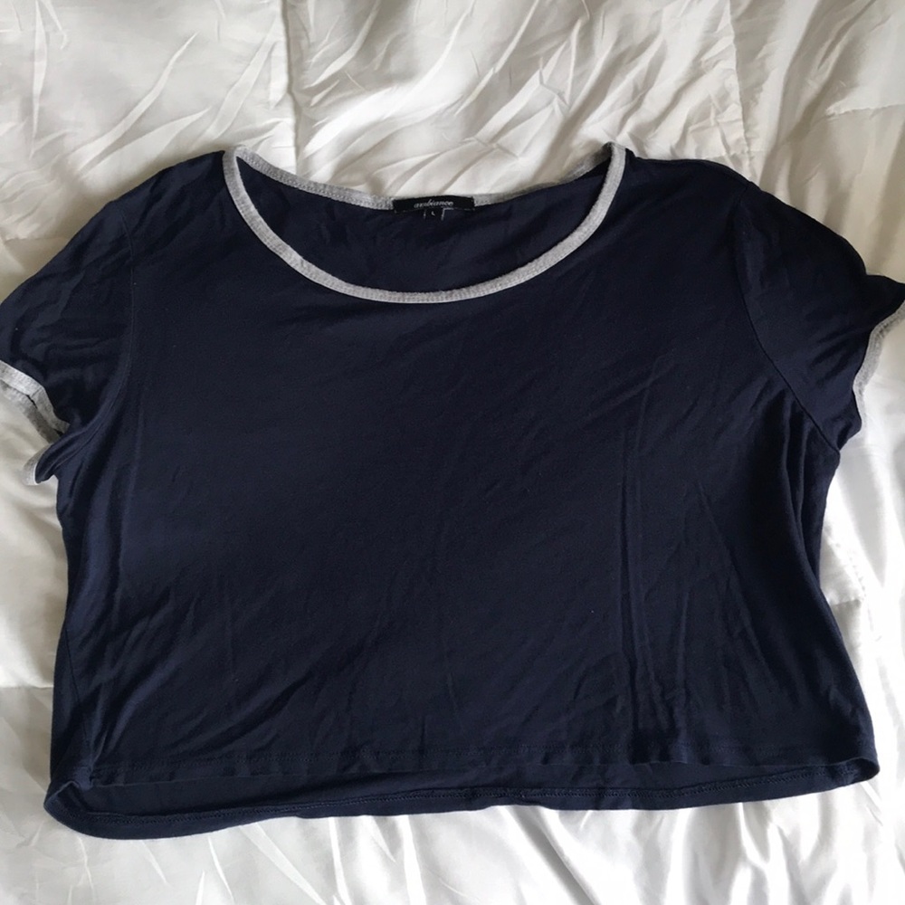 NAVY BLUE CROP TOP